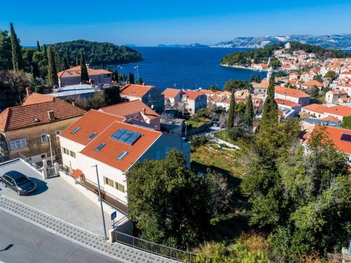 Apartment Ferienwohnungen Rilovic - Wohnung A6 by Interhome