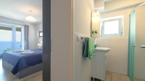 Et badeværelse på Villa Julia - Korcula by Villas Guide