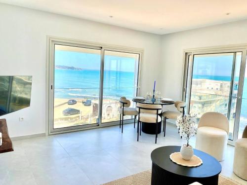 Londe Turquoise - apartment with feet in the water