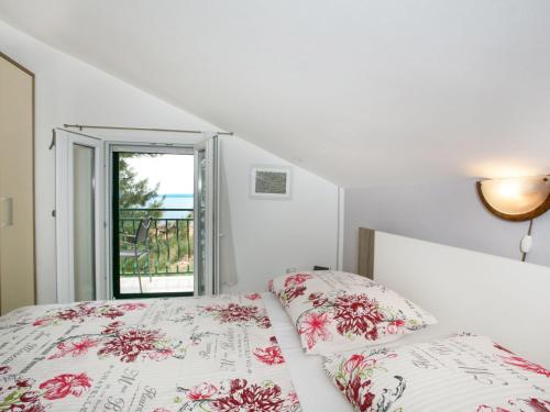 Apartment mit Balkon und herrlichem Meerblick by Interhome