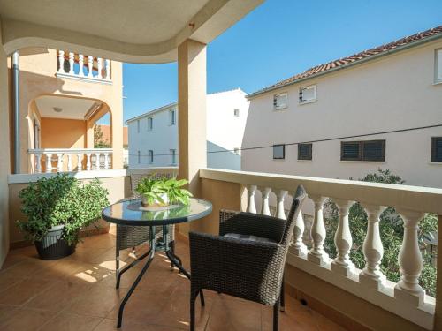 Apartment A2b by Interhome