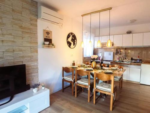 Apartment Neda by Interhome