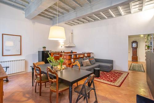 Prestigious Apartment by Navona