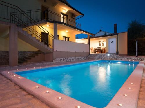 Holiday Home Ferienvilla mit Pool in Pula by Interhome