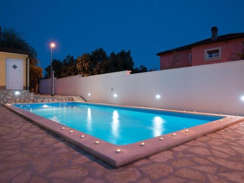 Holiday Home Ferienvilla mit Pool in Pula by Interhome