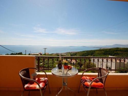 Apartment Strandnahe Ferienwohnung in Podstrana by Interhome