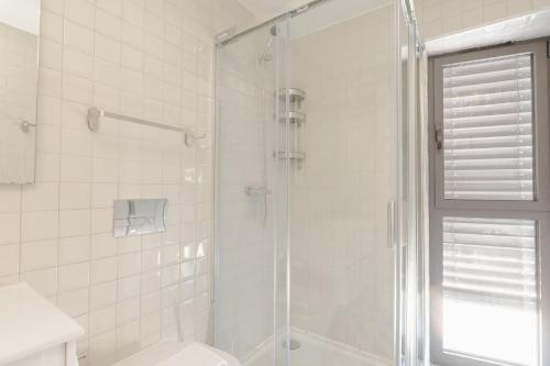 Trindade Skyline Premium by Hosty