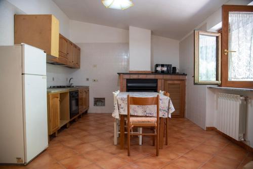 Nhà bếp/bếp nhỏ tại Immersi nella Natura