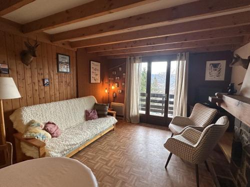 Chalet 3* 8 couchages, cheminée, parking, navette gratuite - FR-1-295-150
