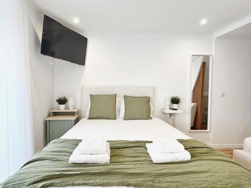 Alfacinha Studio fully equipped by Homeful Homes