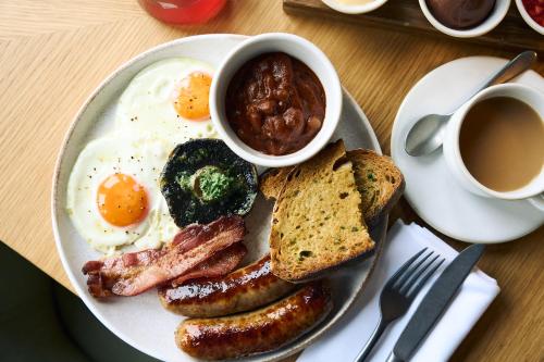 Mad på hotellet eller i nærheden