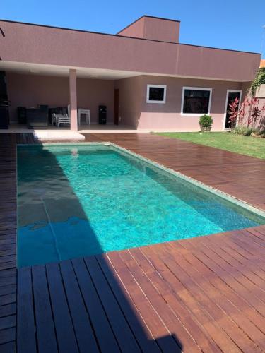 Swimmingpoolen hos eller tæt på Faith Home 1