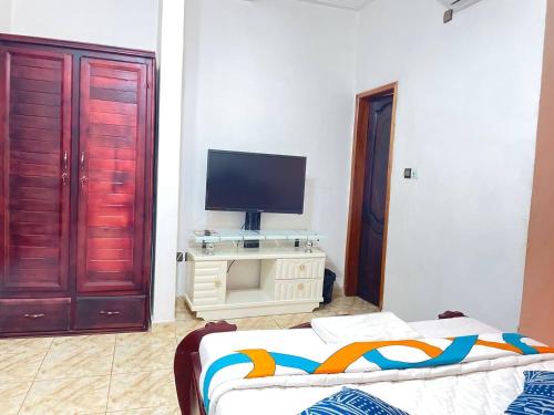 Μια τηλεόραση ή/και κέντρο ψυχαγωγίας στο NGK Hôtel Apartment