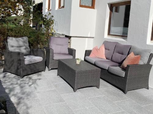 Apartment Yvonne Mayer by Interhome