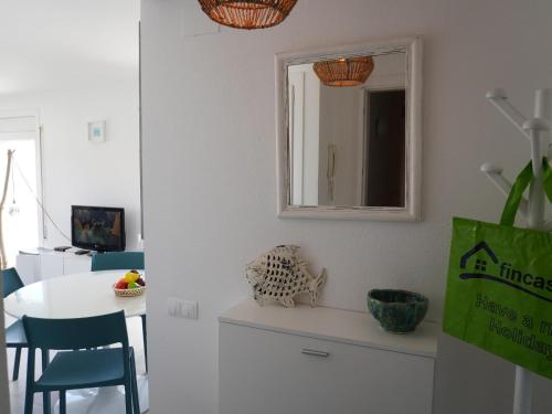Appartement en bord de mer à L'Estartit avec piscine