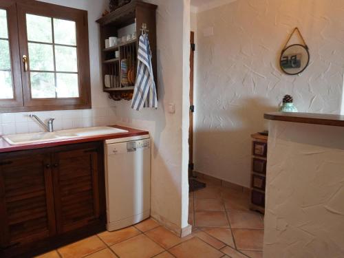 Kuchyň nebo kuchyňský kout v ubytování Les Sorretes - L'Estartit, Roca Maura - ES-323-28