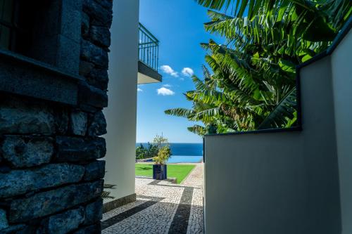 Infinite Ocean View Villa 20m above Ocean & Beach