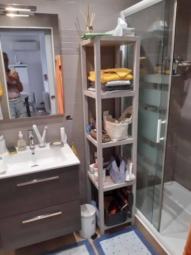 2 bedroom apartment plus kitchen, with terrace