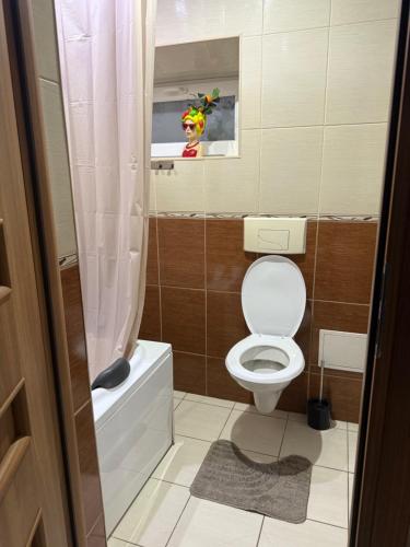 Et badeværelse på La guitarra apartment - 1 min od dworca