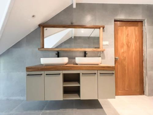 Nhà bếp/bếp nhỏ tại Turtle Bay View resort and restaurant