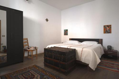 lovely bedroom in the heart of naples