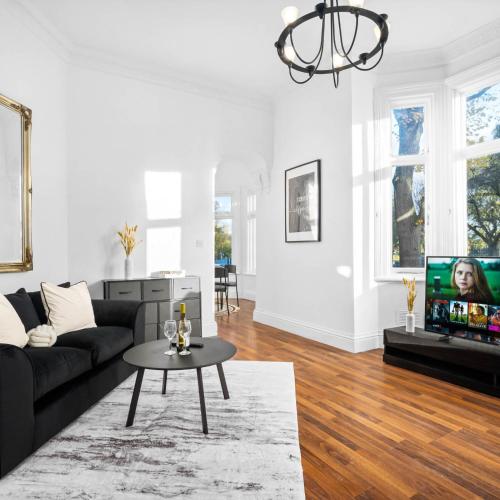 Afbeelding uit fotogalerij van Cozy 1Bed Apartment - Parking - Fast Wi-Fi 9PCT in Rudston