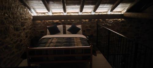 Postel nebo postele na pokoji v ubytování Mystras Panorama House