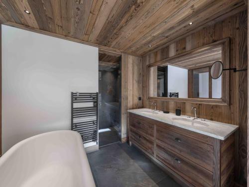 Chalet Méribel Raffort 12 pers, piscine, animaux admis - FR-1-566-84