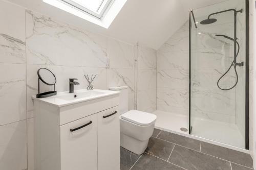 Et badeværelse på 4 Bed in Bridgerule oc-i31757