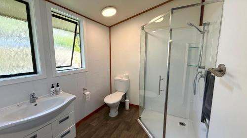 Et badeværelse på Mt Aspiring Suite - Near Roys Peak