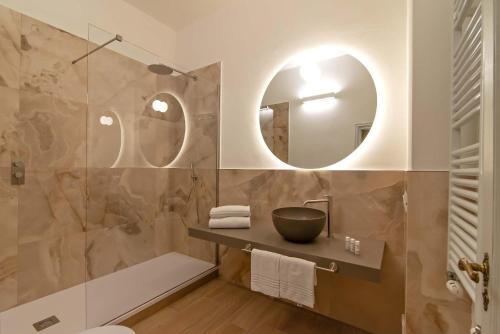 Marble with view MDR Apartments Collection