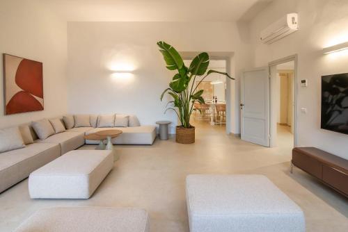 Marble with view MDR Apartments Collection