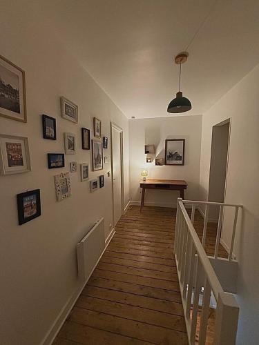 Afbeelding uit fotogalerij van Appartement cocooning proche de Lille in Loos