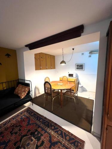 Cozy Castle Studio