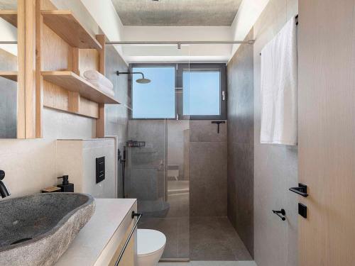 Koupelna v ubytování Himmel Villas - Seaview luxury & private pools