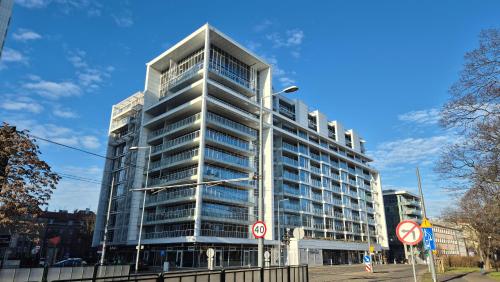 Towarowa ORANGE Apartment, free parking, air-conditioning, self check-in 24h