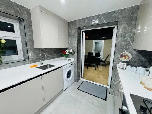 Letza House - Private En-Suite Rooms near Cardiff City Centre photo 32