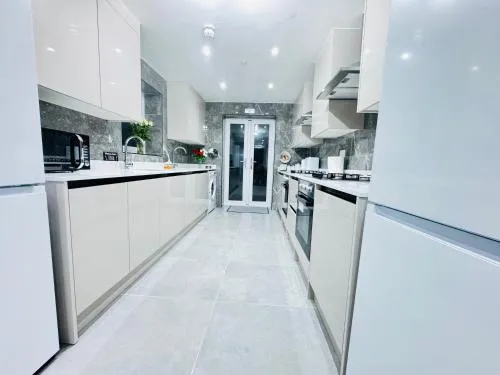 Letza House - Private En-Suite Rooms near Cardiff City Centre photo 51