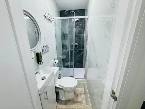 Letza House - Private En-Suite Rooms near Cardiff City Centre photo 88