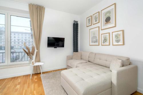 Stylish Apartment Near the Old Market Square in Poznań by Noclegi Renters