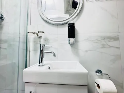 Letza House - Private En-Suite Rooms near Cardiff City Centre photo 66