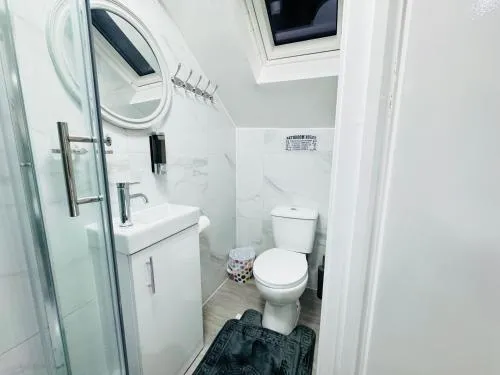 Letza House - Private En-Suite Rooms near Cardiff City Centre photo 68