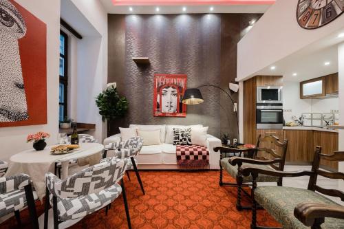 Historic Danube Luxury Chic Riverside Stay Suite