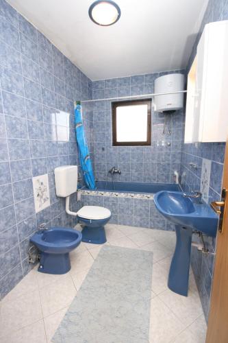 Apartments with parking space Rastici, Ciovo - 2794