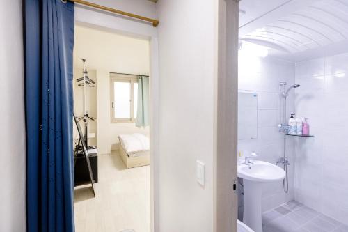 Ένα μπάνιο στο Wandonesia