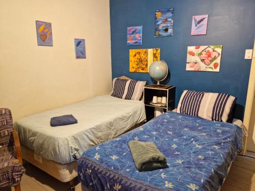 Ένα ή περισσότερα κρεβάτια σε δωμάτιο στο Farm On The Orchards