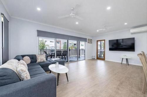 Et tv og/eller underholdning på Getaway on the Green in Townsville