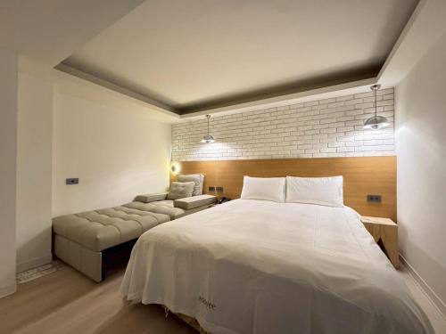 Afbeelding uit fotogalerij van 浮逸旅館 - 台中車站館 in Taichung