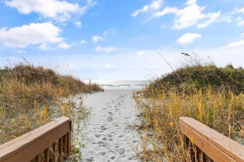 Cozy Oceanview at Beach Cove photo 41