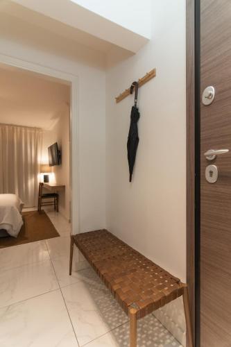 Prime Location Kolonaki Burrow